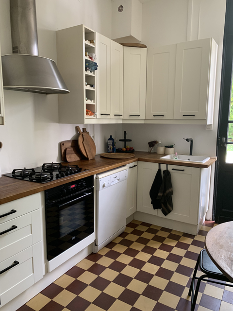 Rénovation d'une cuisine sans changer les meubles - Zaza Home